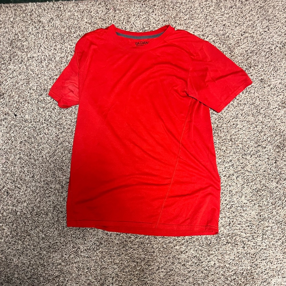 Medium Red Gilda’s Performance Fitted T-Shirt